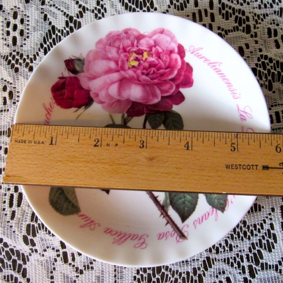 Roy Kirkham~Versailles 2003 Tea Cup and Saucer Fine Bone China~England - Picture 9 of 9